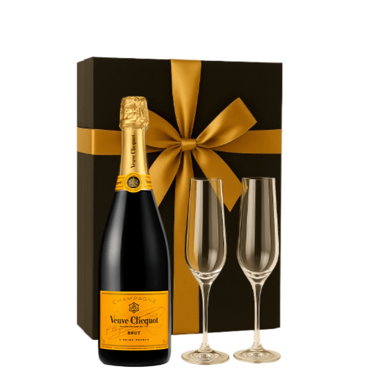 Veuve Clicquot Champagne Gift Set With 2 Engraved Champagne Flutes